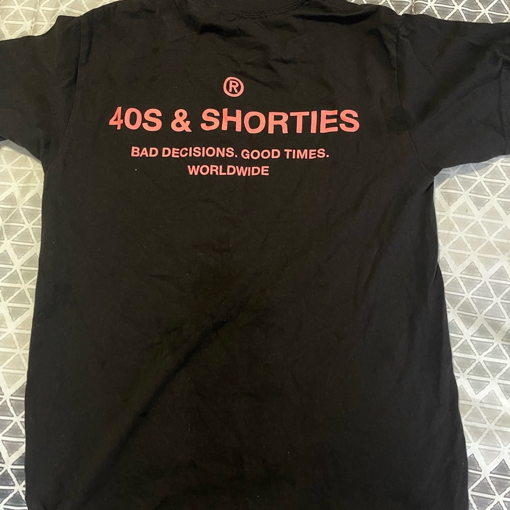 40s & Shorties Tee - Picture 3 of 3
